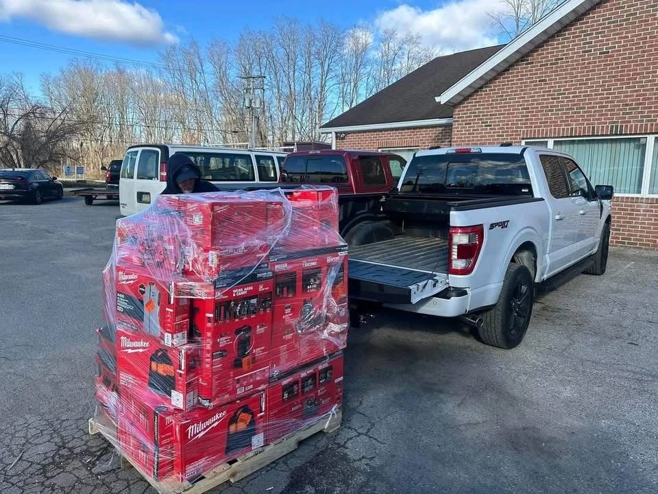 Milwaukee Tools Pallet – 120 Mixed Professional Tools for $1,200 | Free Delivery 10 Milwaukee Tools Pallet liquidation