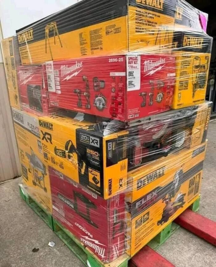 Mixed Milwaukee and DeWalt Tools Pallet – 100 Premium Tools for $800 2 Milwaukee and Dewalt Tools