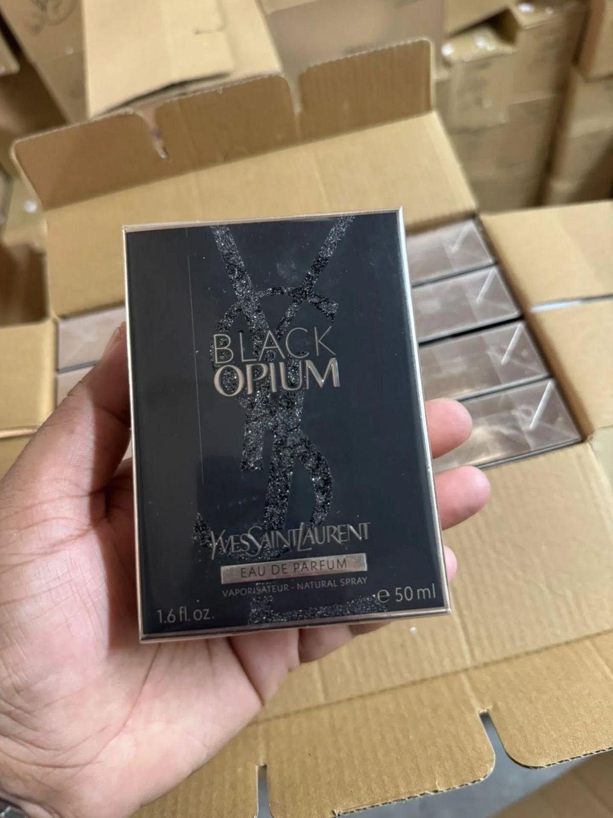Premium mixed wholesale perfume pallets liquidation 20 wholesale perfume pallets