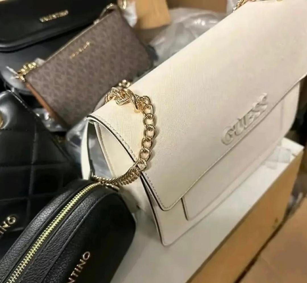 Wholesale Handbags Pallets – 50 Designer Bags Mixed | Luxury Handbag Liquidation Pallet for Resellers 1 wholesale handbags pallets