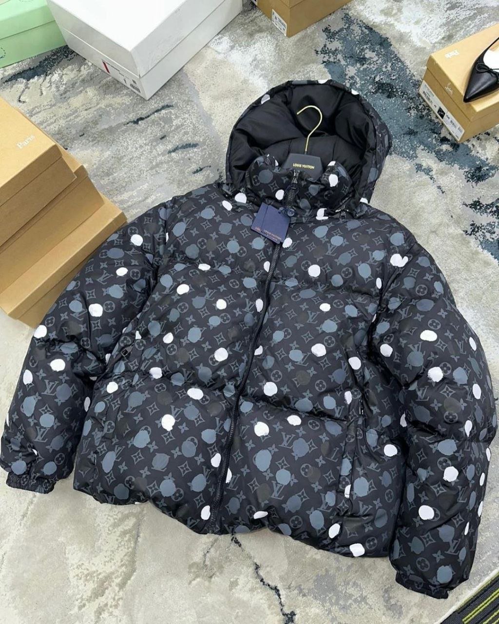 Winter Jacket Wholesale Pallets liquidation 3 Winter Jacket Wholesale Pallets liquidation