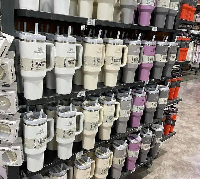 Stanley Cup Pallet Liquidation 1 Stanley Tumblers Wholesale Pallets