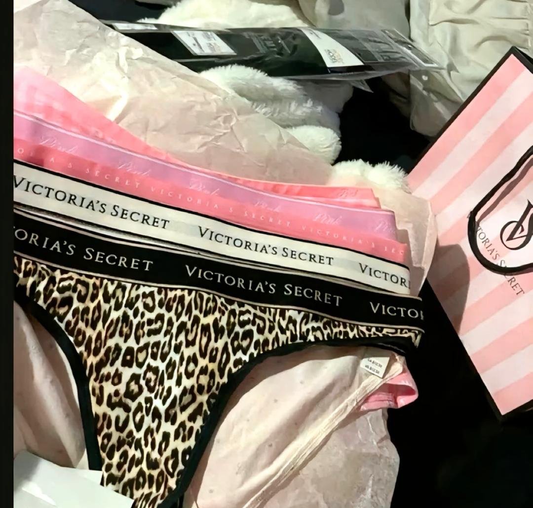 Victoria’s Secret Underwear Liquidation Pallets – Premium Lingerie Wholesale for Resale 12 Victoria’s Secret wholesale pallets