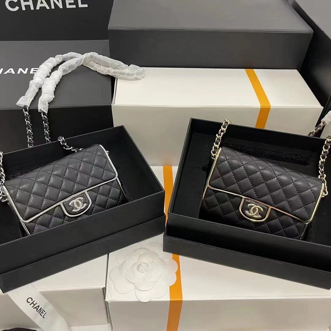 Wholesale Handbags Pallets – 50 Designer Bags Mixed | Luxury Handbag Liquidation Pallet for Resellers 6 Wholesale Handbags Pallets Liquidation online