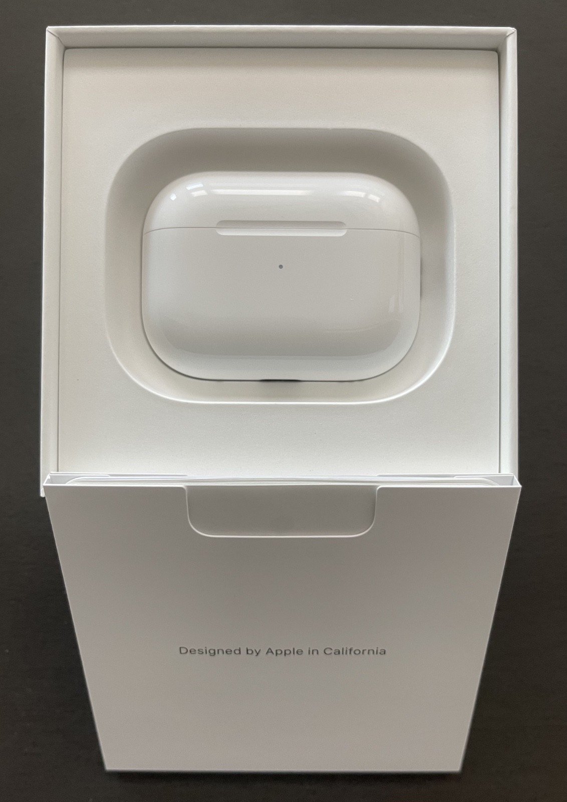 Apple AirPods Pro Pallets for sale – 100 PCS Wholesale Electronics Liquidation for $800 | Brand New Wireless Earbuds 5 AirPods pro Pallets for sale