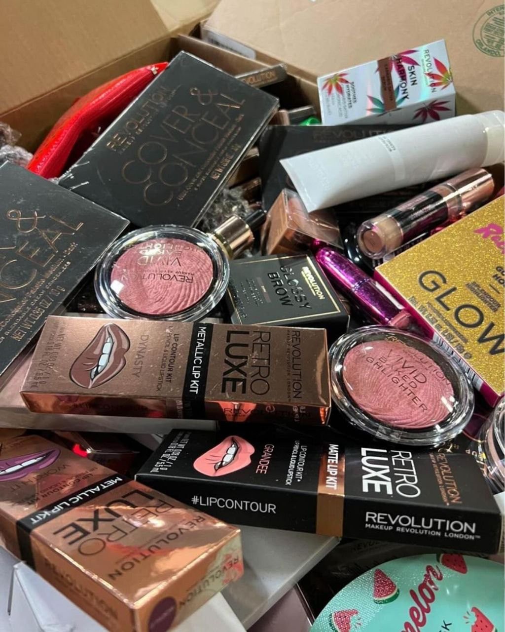 skincare pallet | Makeup Products Pallet | Cosmetics Products Pallet liquidation 3 Cosmetics Products Pallet liquidation