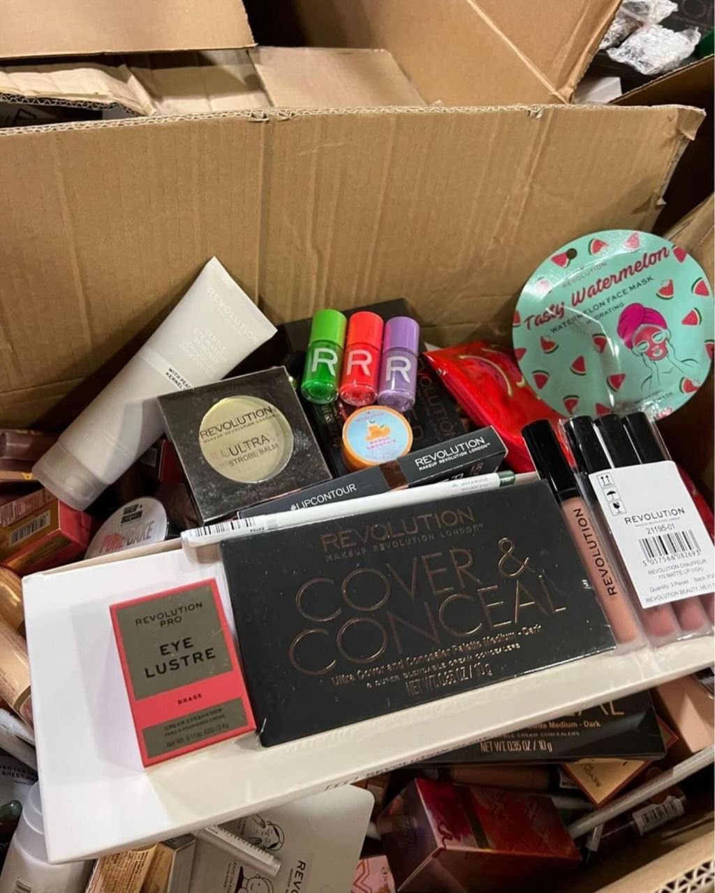 skincare pallet | Makeup Products Pallet | Cosmetics Products Pallet liquidation 5 Cosmetics Products Pallet liquidation