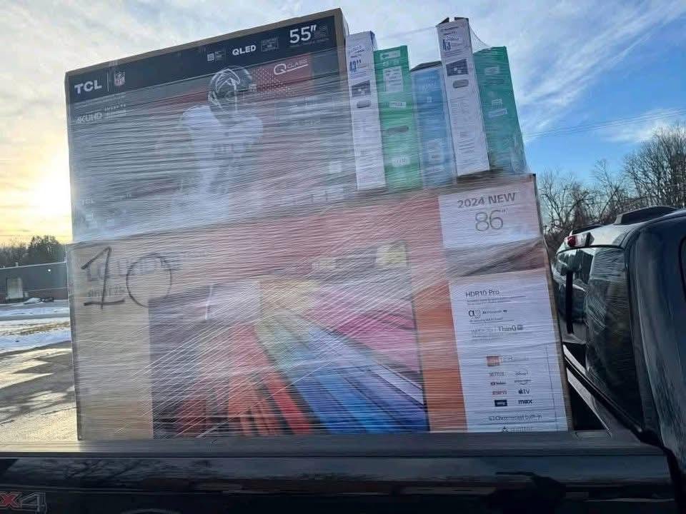 TV Pallets liquidation for Wholesale Sale – 20 Original Samsung, LG, Sony, TCL, Vizio & Hisense TVs ($1,600) 6 Quality mixed TV Pallets liquidation