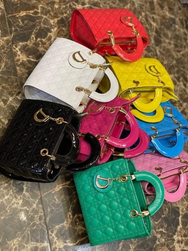 Wholesale Handbags Pallets – 50 Designer Bags Mixed | Luxury Handbag Liquidation Pallet for Resellers 2 Wholesale Handbags Pallets Liquidation online