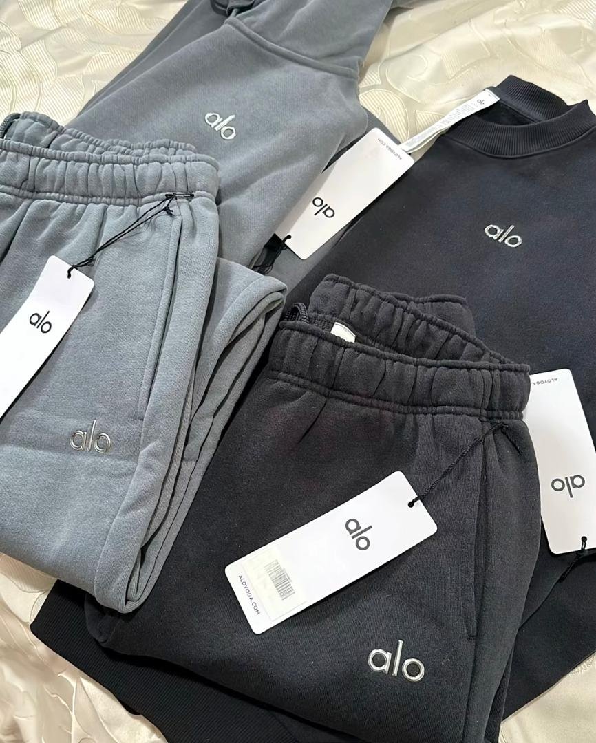 Alo Yoga pallet liquidation Alo Yoga pallet liquidation