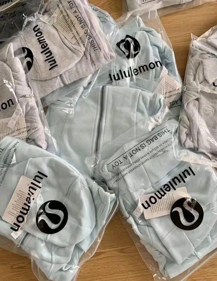Lululemon Pallet Liquidation – 400 Premium Activewear Items | New With Tags – $700 2 Lululemon Pallets for Sale