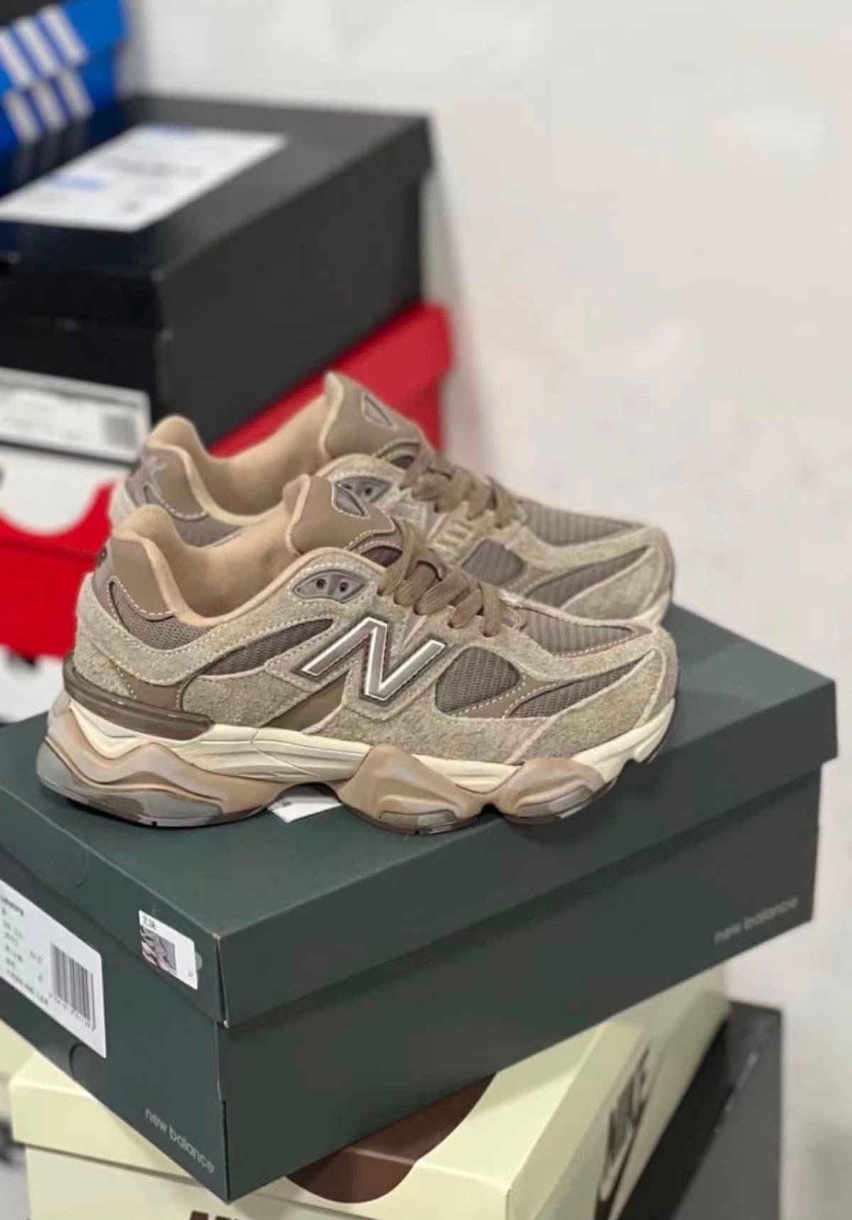New Balance 9060 Sneakers Pallet Liquidation New Balance 9060 Sneakers Pallet Liquidation