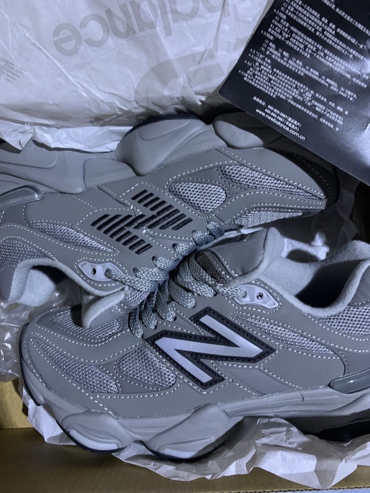 New Balance 9060 Sneakers Pallet Liquidation – 100 Pairs Mixed Sizes Wholesale 6 New Balance 9060 Sneakers Pallet Liquidation